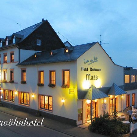 Hotel-Restaurant Maas Lutzerath Exterior foto