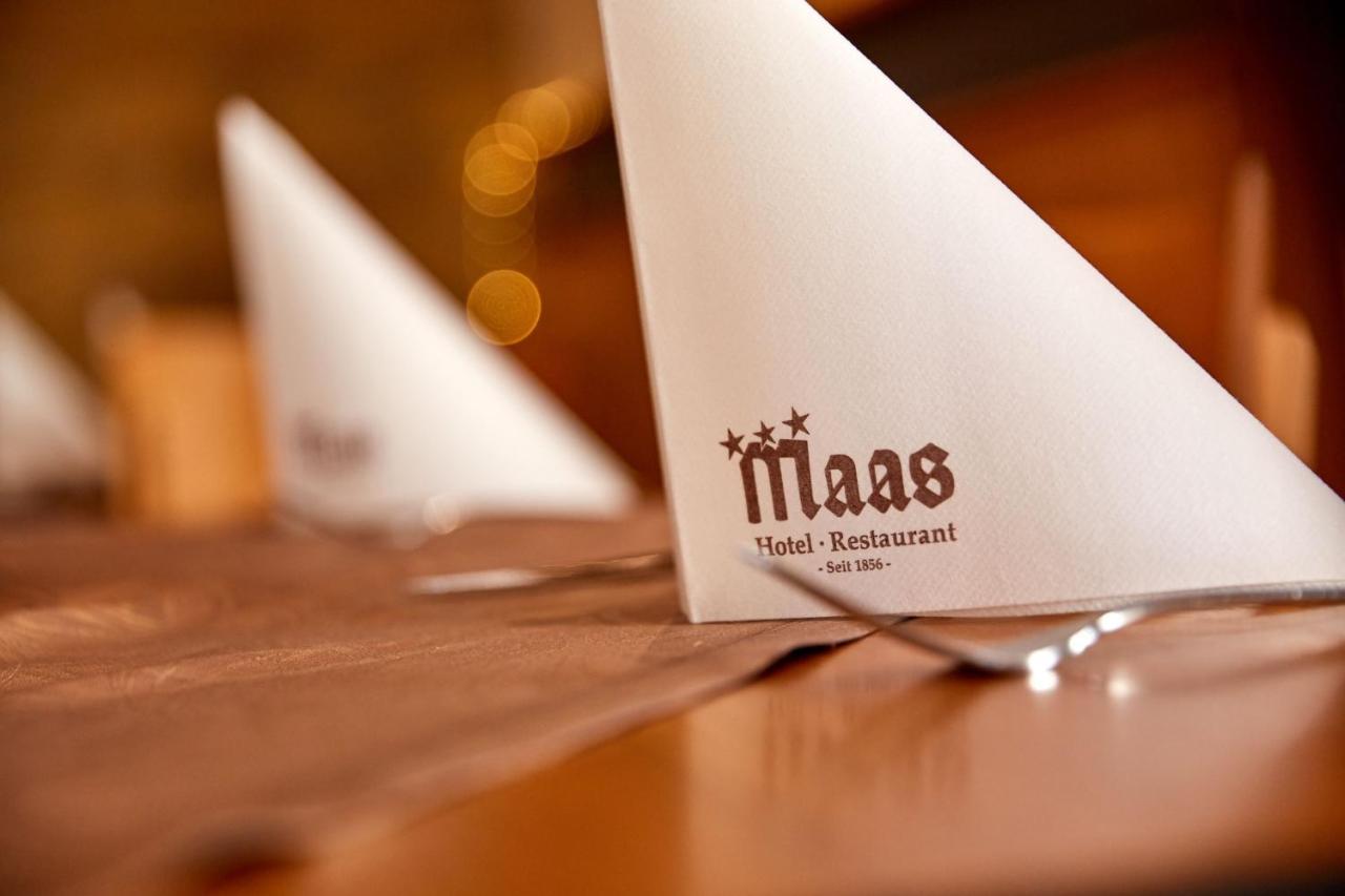 Hotel-Restaurant Maas Lutzerath Exterior foto